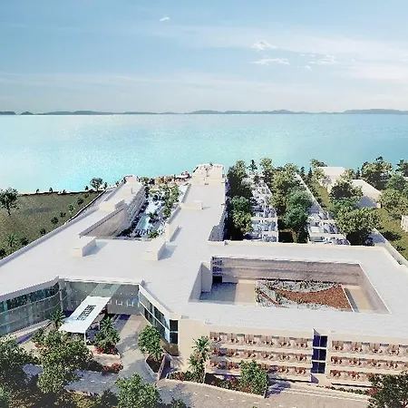 West By Ihg Отель 5*